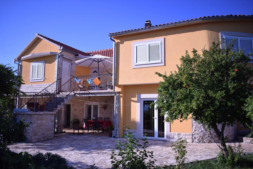 Matanovi Dvori-Krka National Park Hotel Lozovac Exterior foto