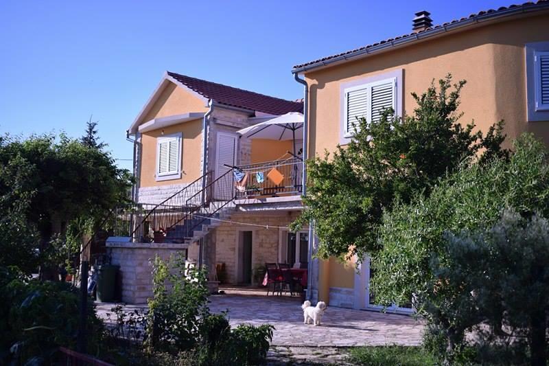Matanovi Dvori-Krka National Park Hotel Lozovac Exterior foto