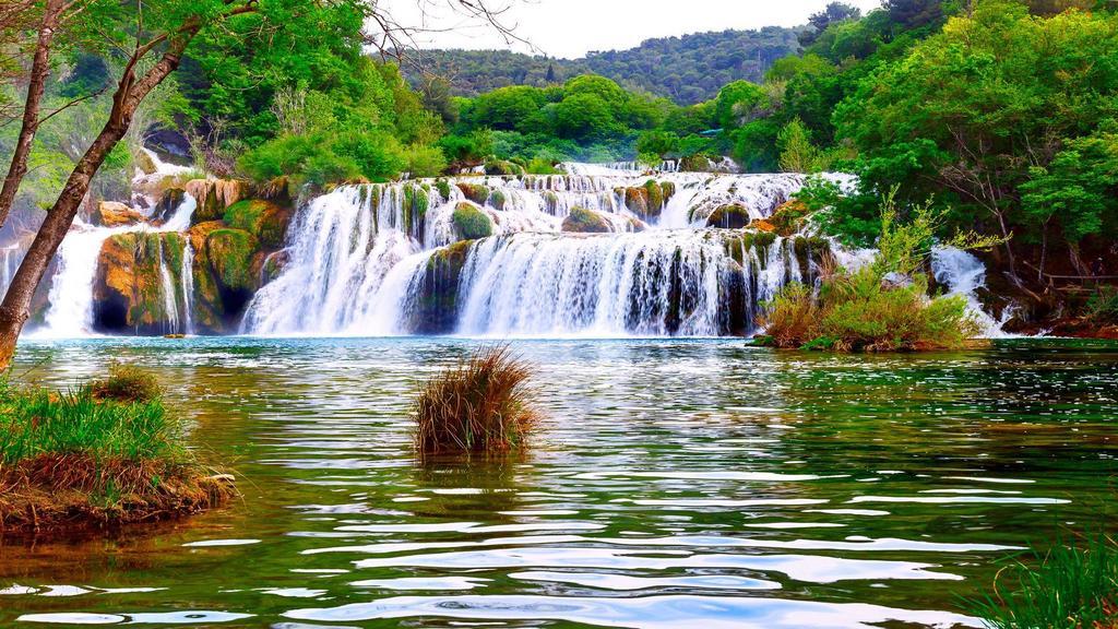 Matanovi Dvori-Krka National Park Hotel Lozovac Exterior foto